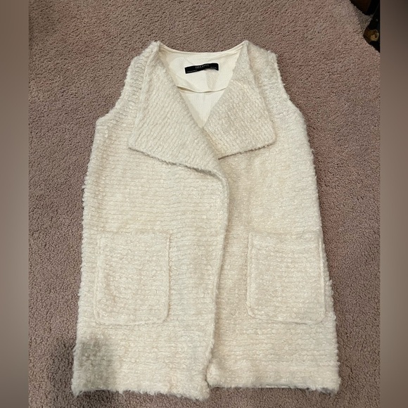 Women's ZARA BASIC Collection Retro long length poodle fur vest - Picture 2 of 9